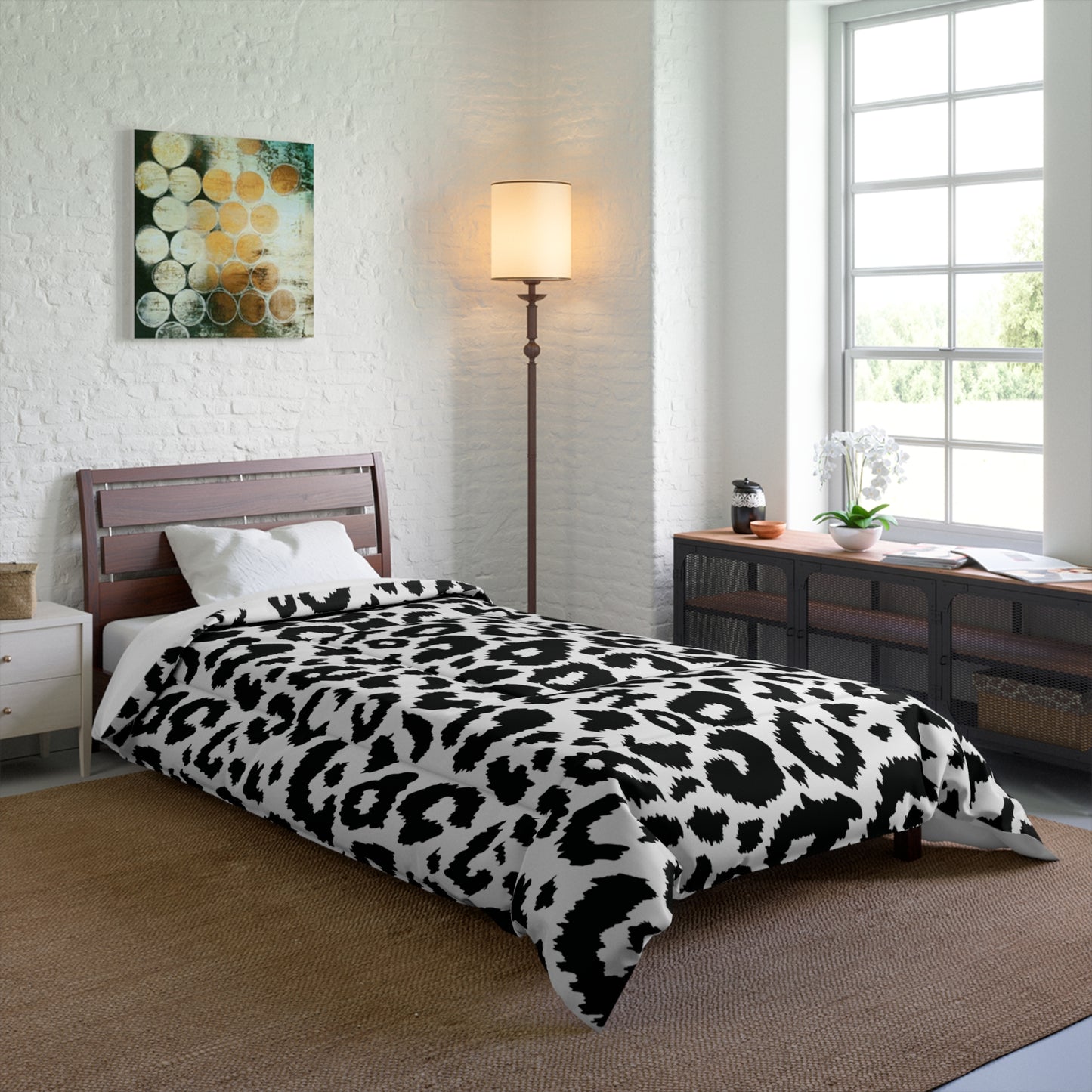 Snow Leopard Animal Print Comforter, Black & White